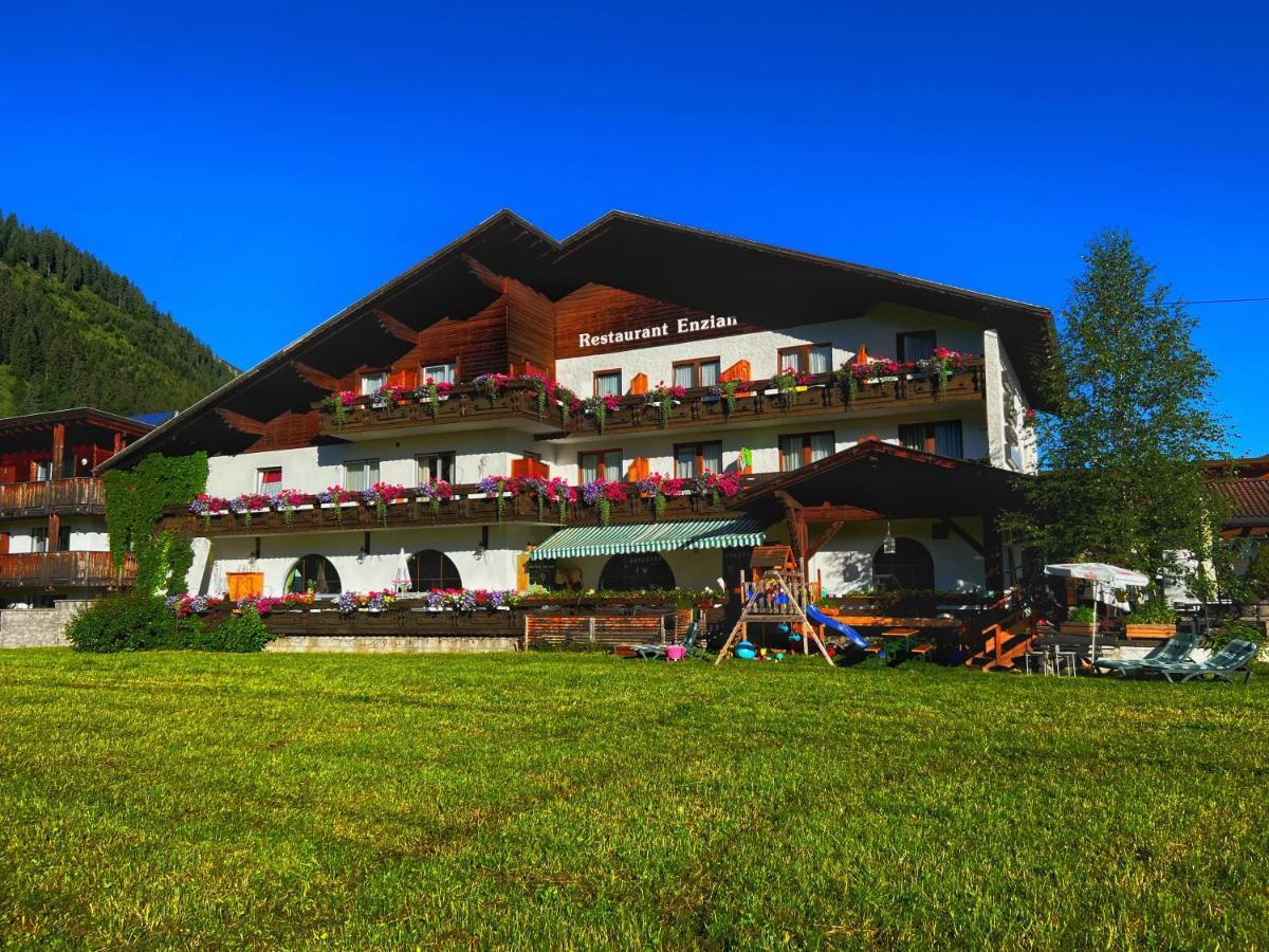 Gasthof Enzian Таннхайм Экстерьер фото